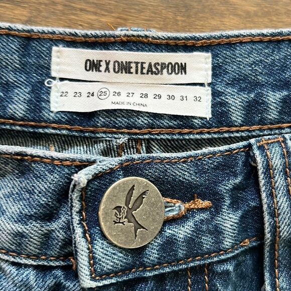 One Teaspoon distressed jeans Sz-25 - Picture 7 of 9